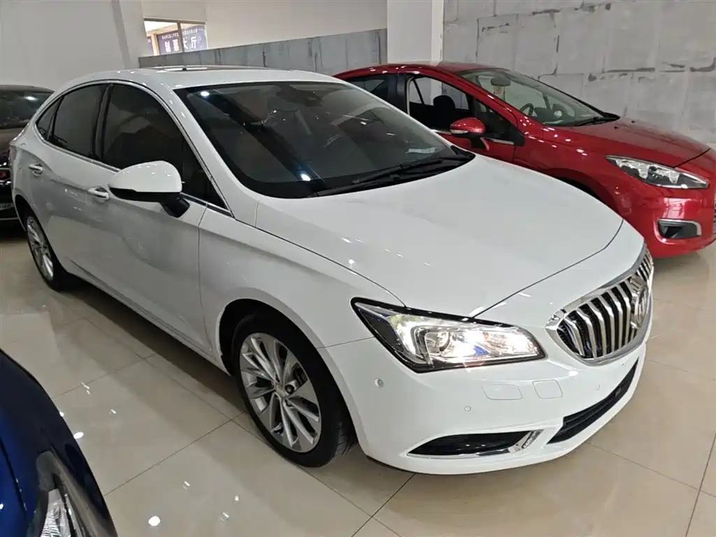 Buick Verano 2017 Sedan 20T DCT Flagship фото 4