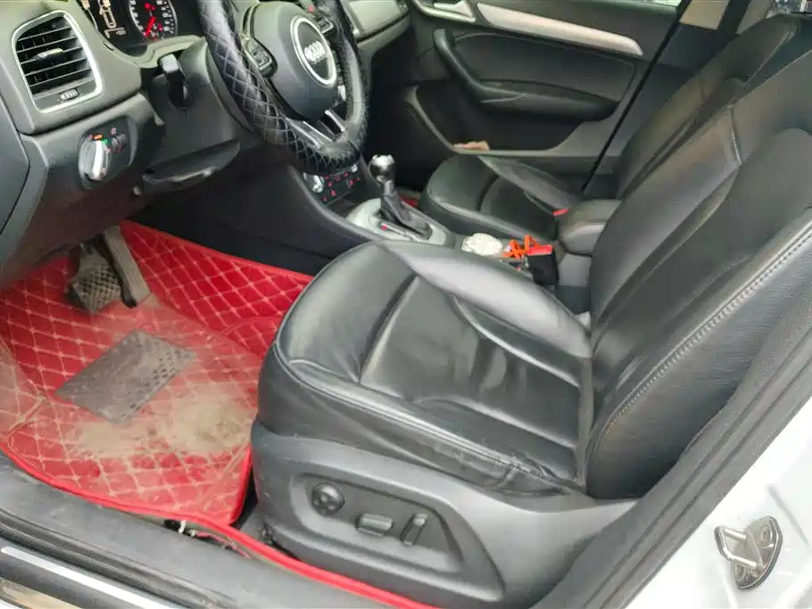 Audi Q3 2015 35 TFSI Comfort фото 9