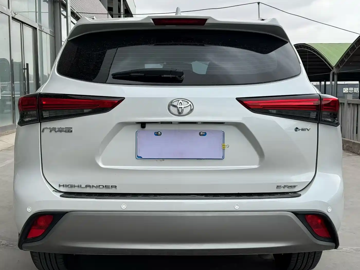 TOYOTA HIGHLANDER