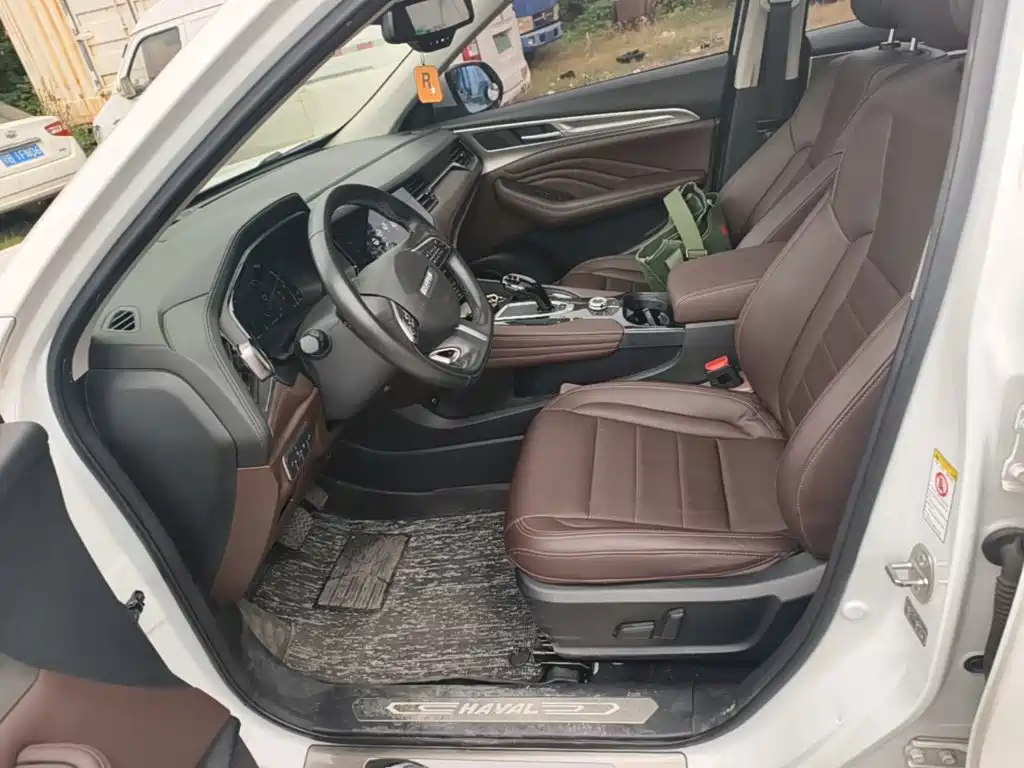 Фото 15 - Haval F7