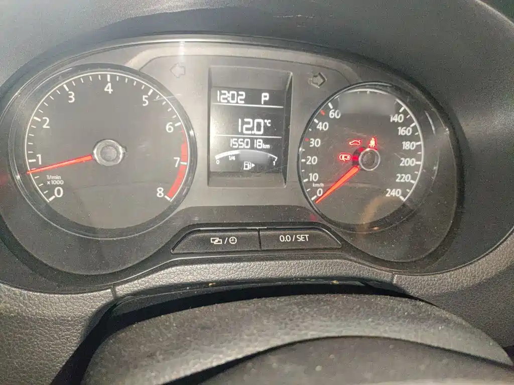 Фото 4 - Volkswagen Polo