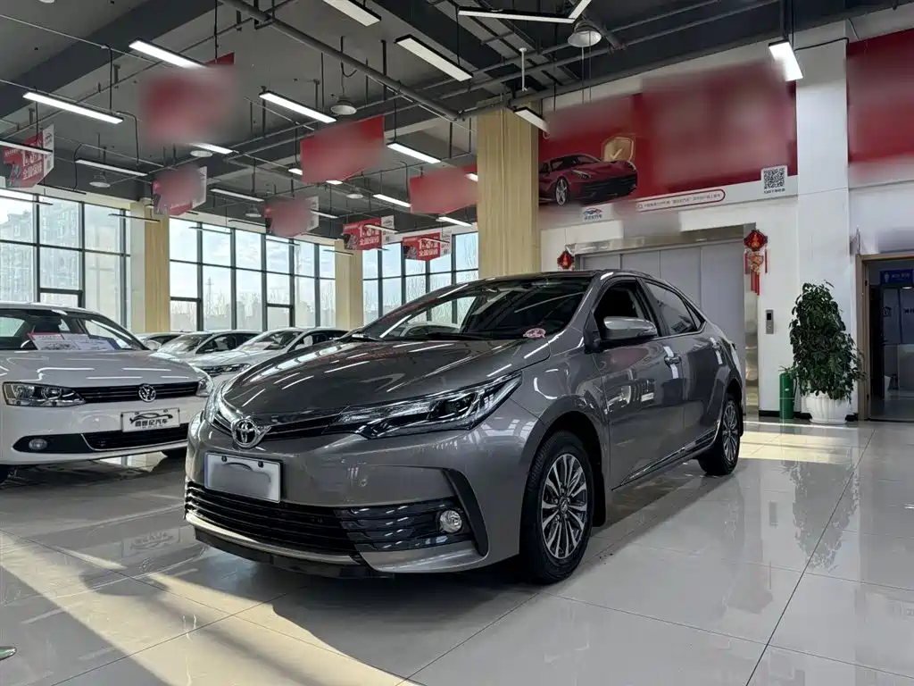 Toyota Corolla 2018 1.2T S-CVT GL-i Smart Shine Edition фото 2