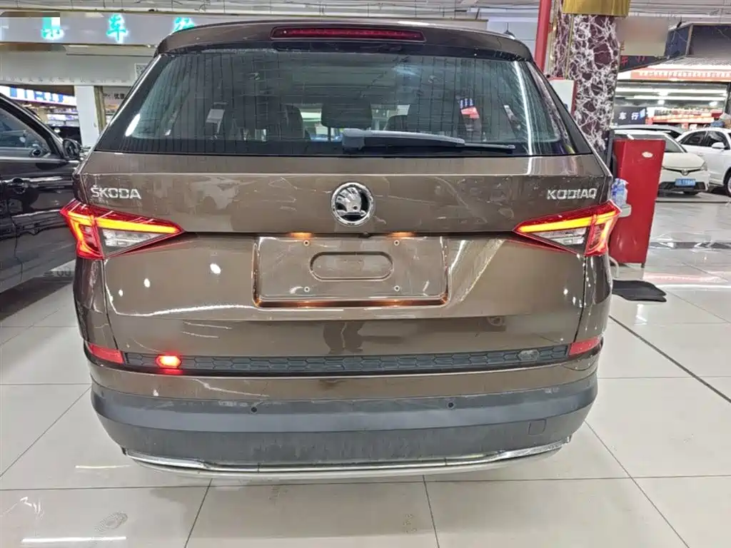 Škoda Kodiaq 2018 Facelift TSI330 5-seat 2WD Premium Luxury Edition фото 6