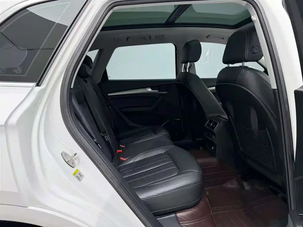 Audi Q5L 2020 45 TFSI Exclusive Fashion фото 20