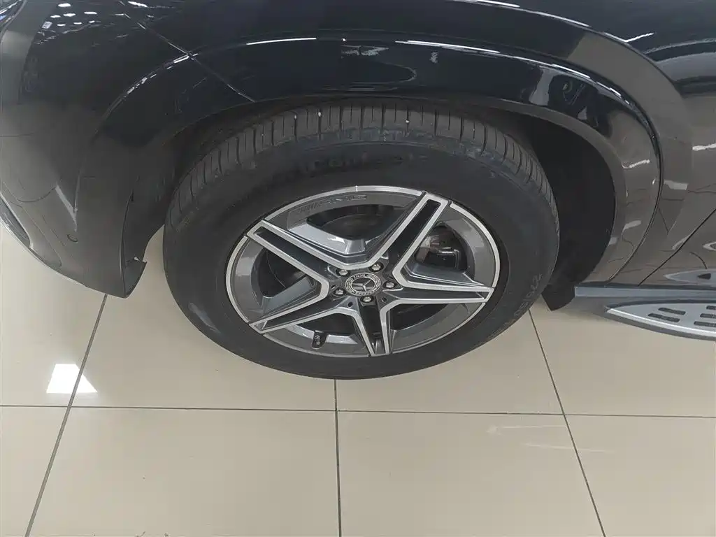 Mercedes-Benz GLE 2024 GLE 450 4MATIC Sport фото 25