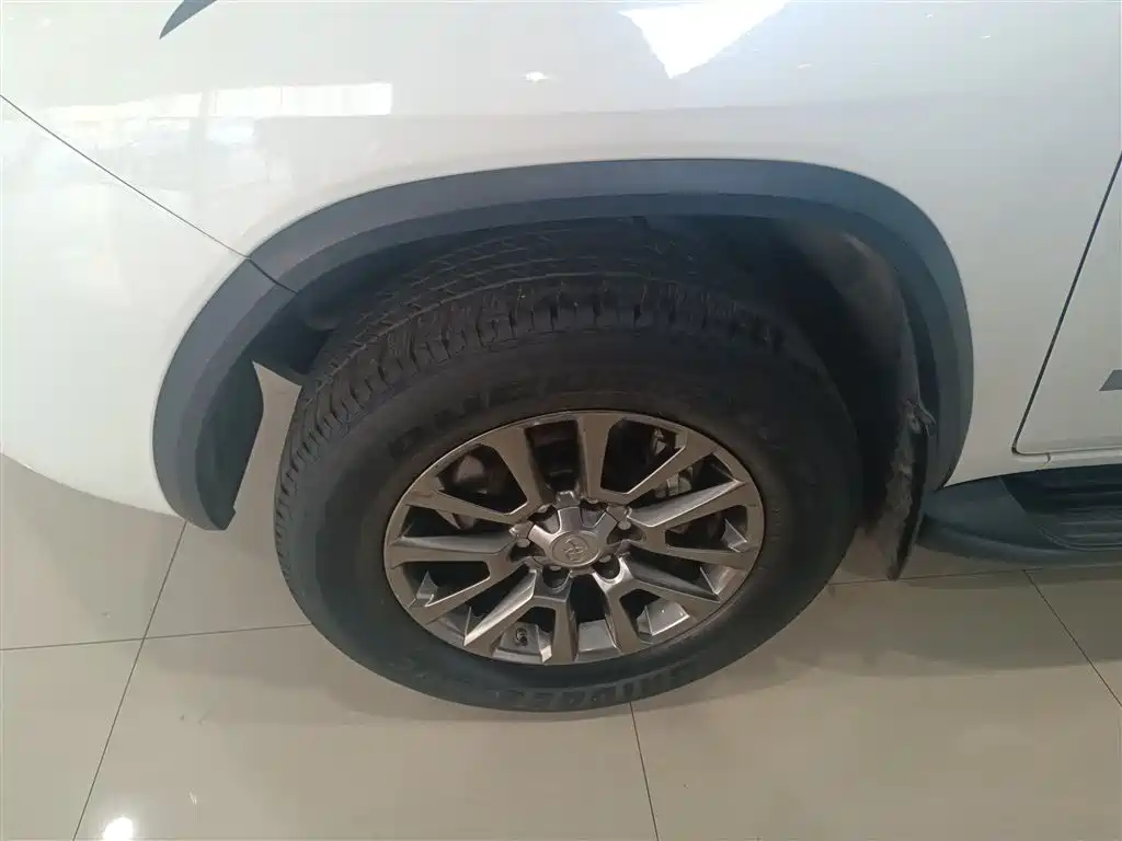 Toyota Fortuner 2016 2.7L Middle East Edition фото 23