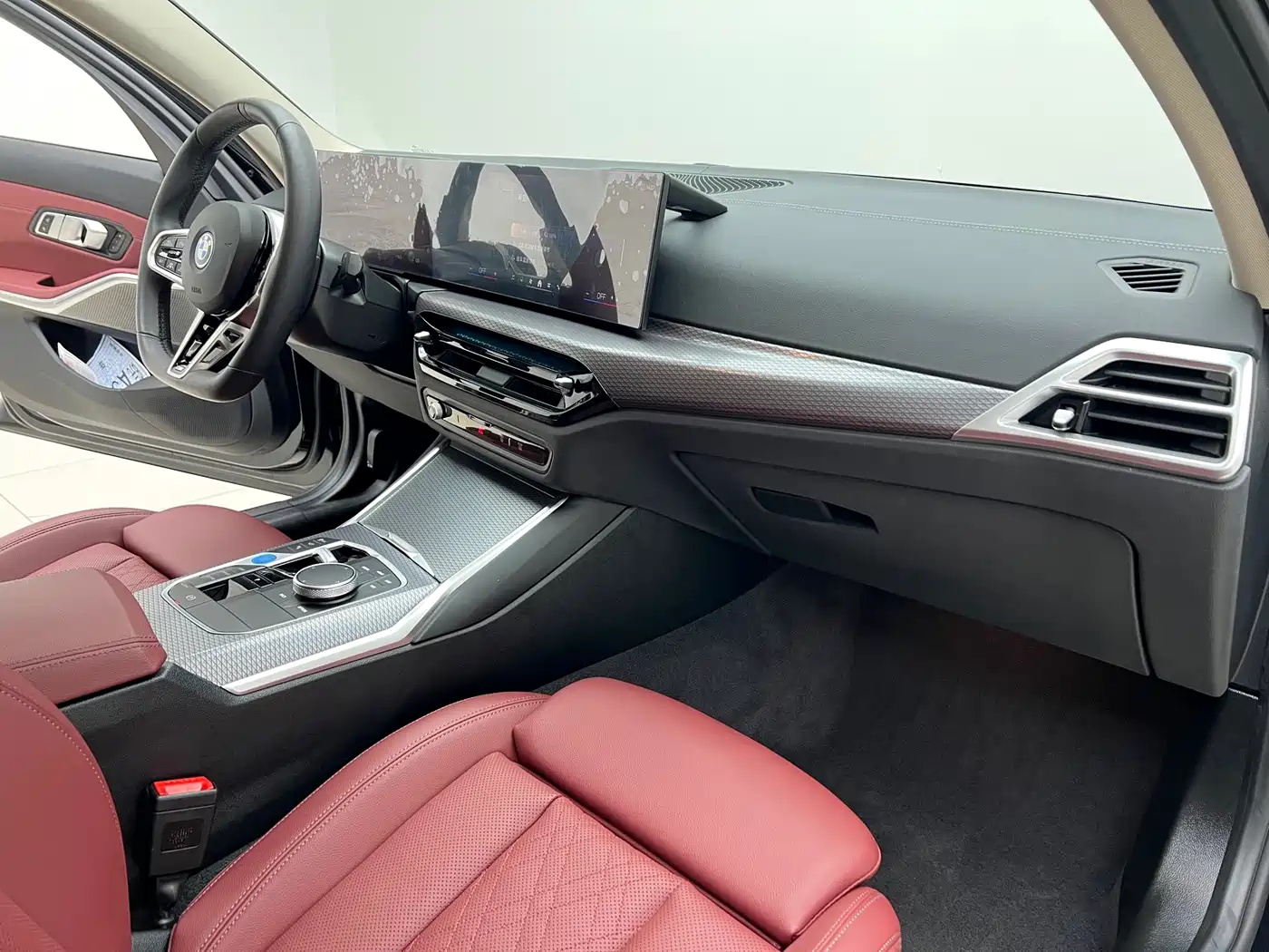 BMW i3 2024 eDrive 40 L Shadow Night Package фото 17