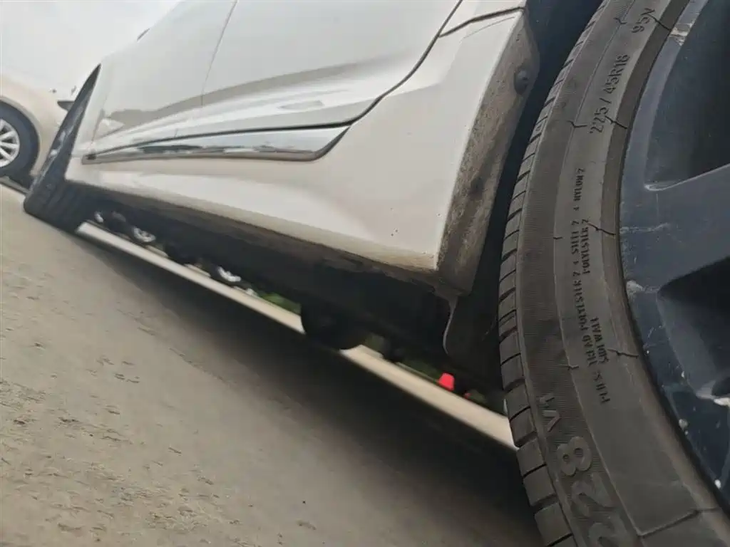 Kia K5 2015 2.0L Automatic LUX фото 22