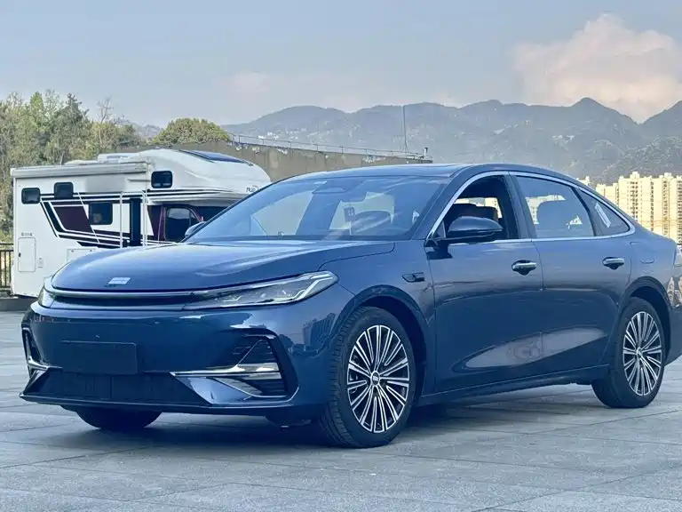 Geely Galaxy Galaxy A7 2025 EM-i
