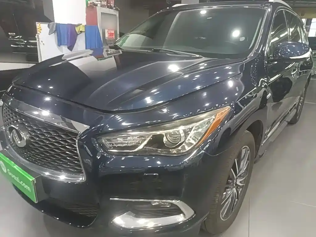 Photo 2 - Infiniti QX60 (Import)