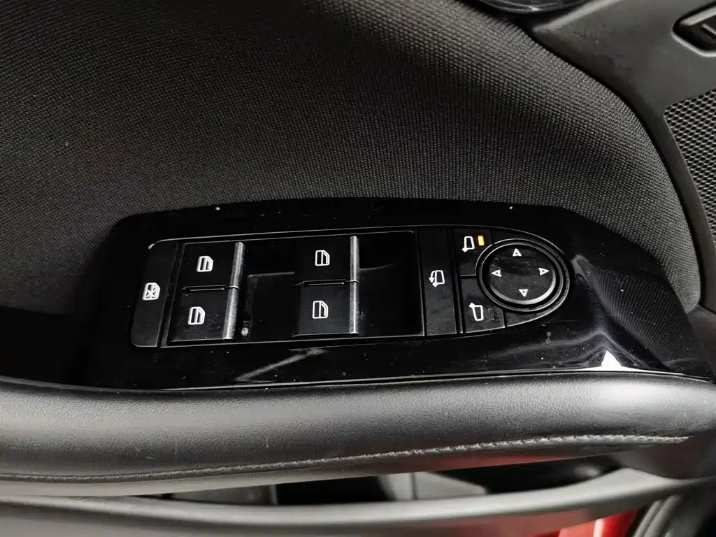 Mazda MAZDA3, миниатюра 9