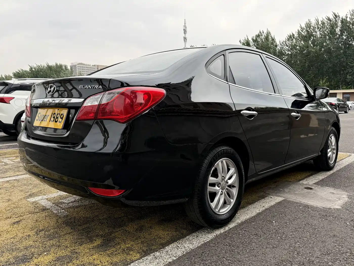 Hyundai Elantra 2011 1.6L Manual Luxury фото 6