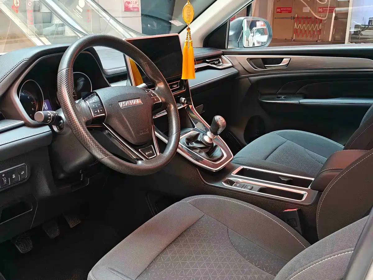 Haval M6 2021 PLUS 1.5T Manual Elite Smart Connect фото 5