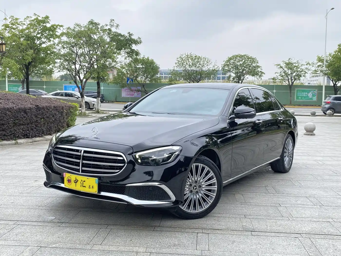 Mercedes-Benz E-Class 2021 E 300 L Fashion