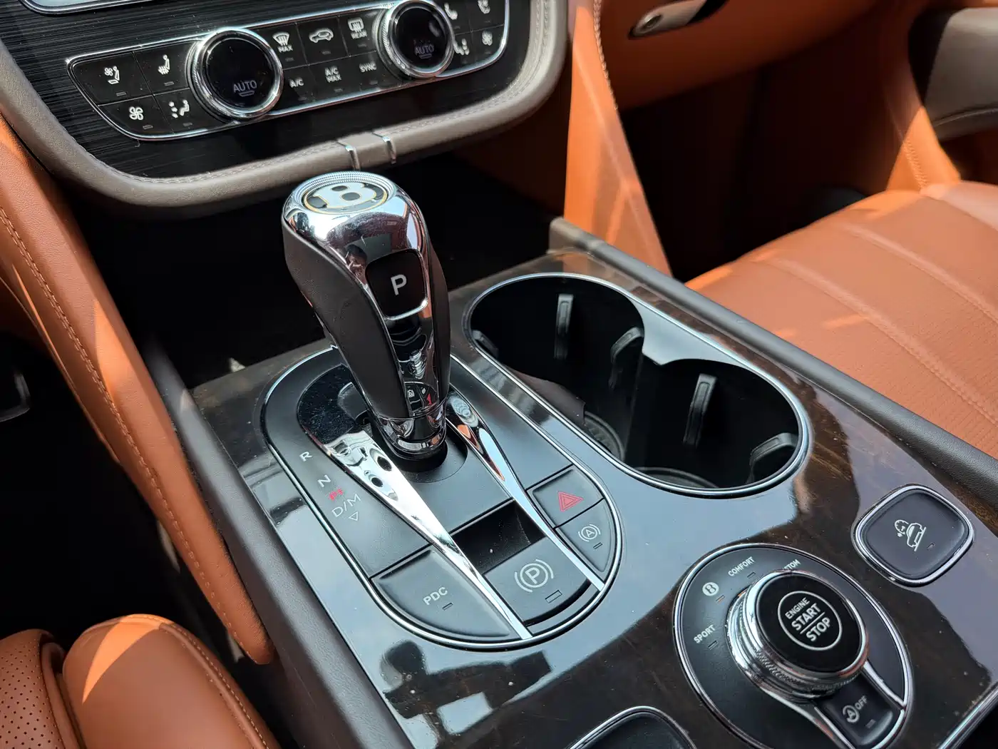 Bentley Bentayga 2018 4.0T V8 фото 6
