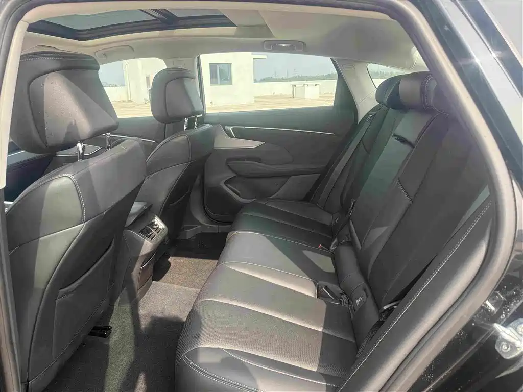 Buick LaCrosse 2025 2025 Model 28T Platinum Edition
