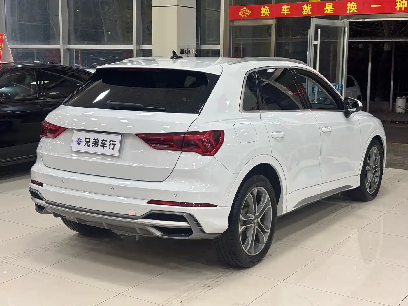 Audi Q3 2020 40 TFSI Fashion Dynamic фото 15