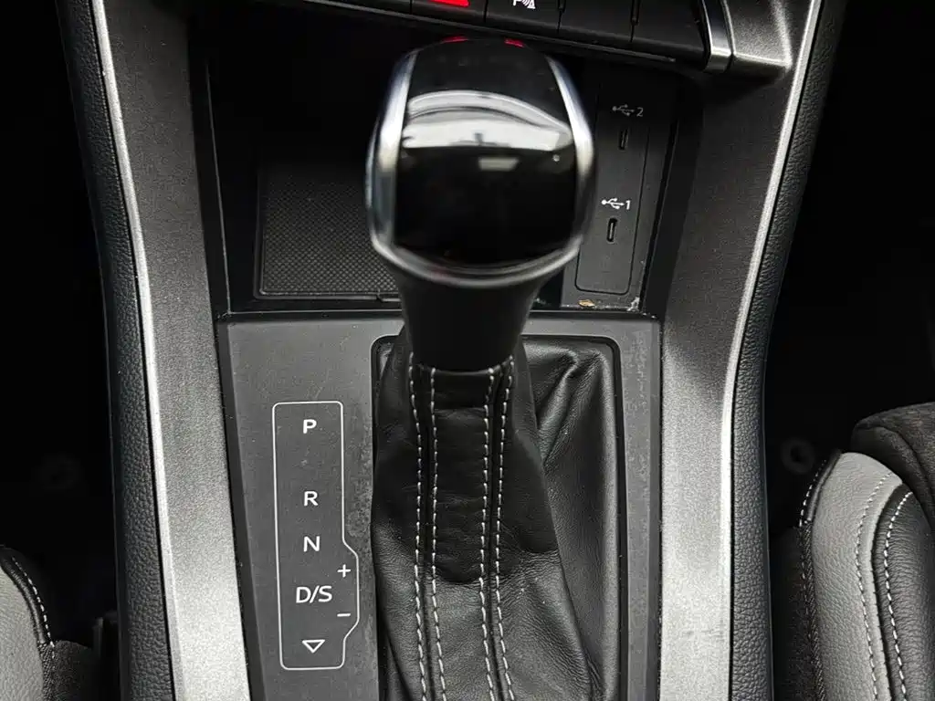 Audi Q3 2022 35 TFSI Progressive Dynamic фото 13