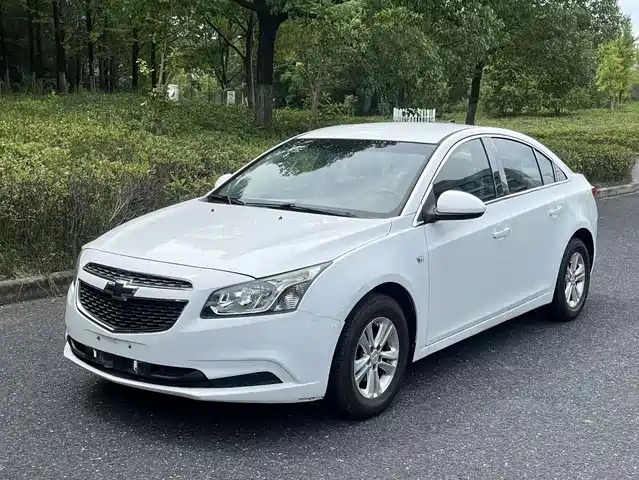 Chevrolet Cruze 2015 1.5L Classic SL MT