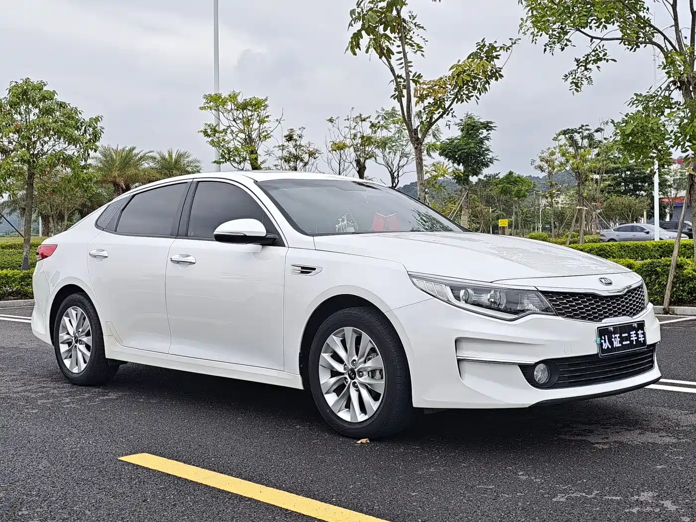 KIA K5