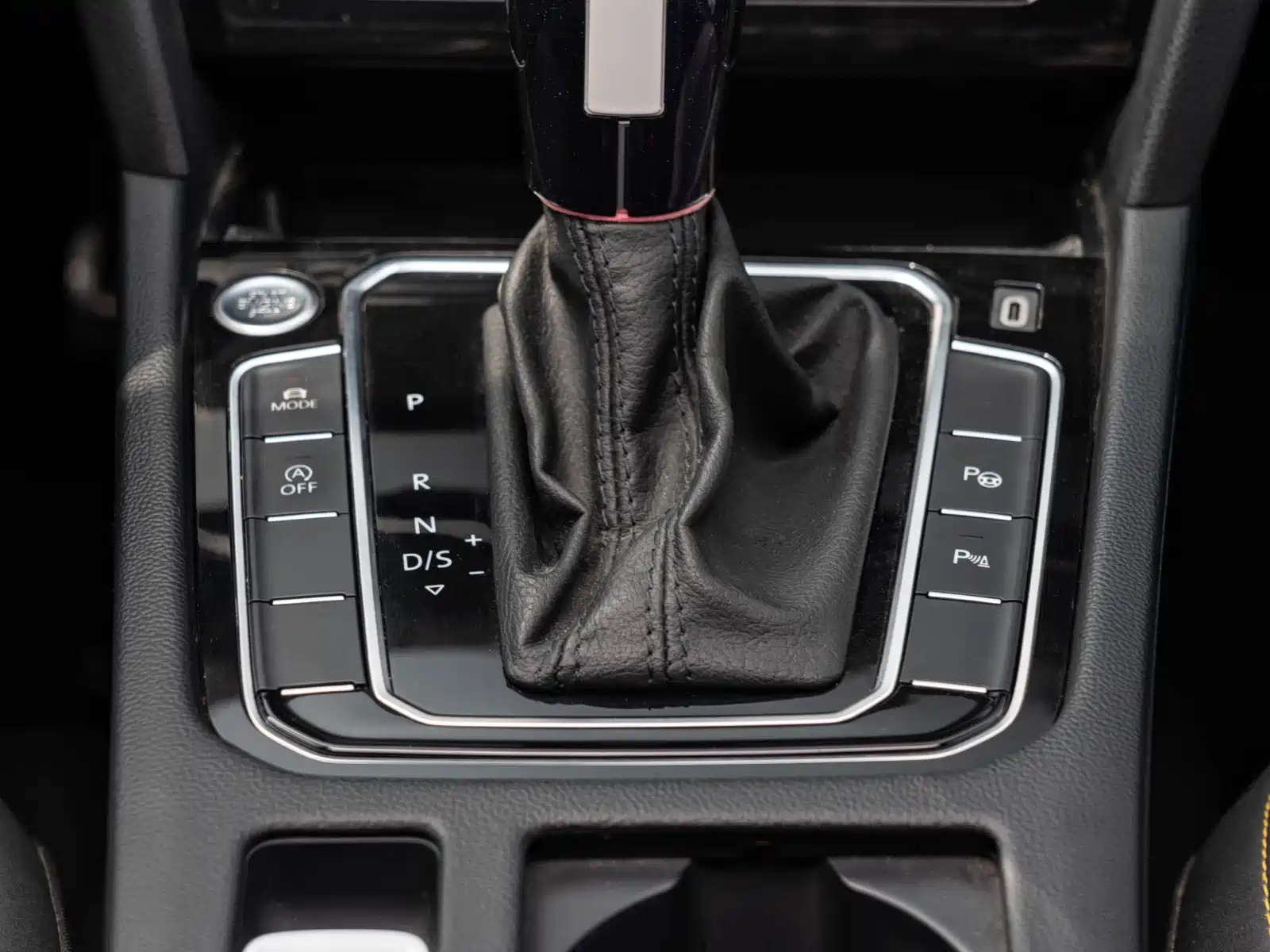 Photo 24 - Volkswagen CC
