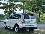 Photo 6 - Subaru Forester