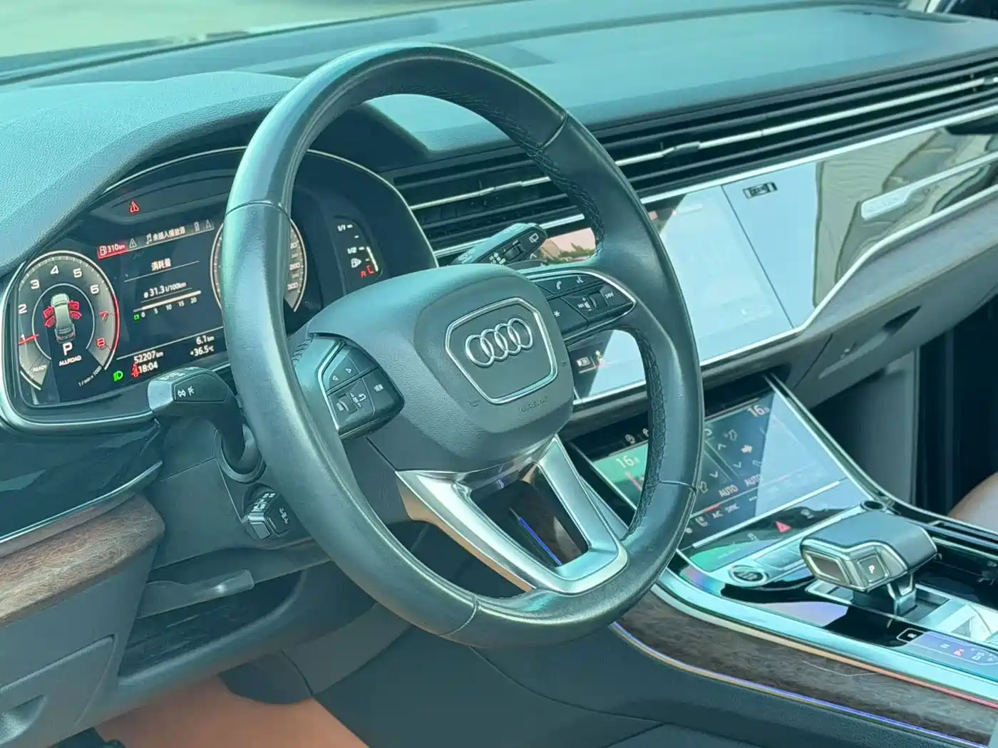 Фото 4 - Audi Q7