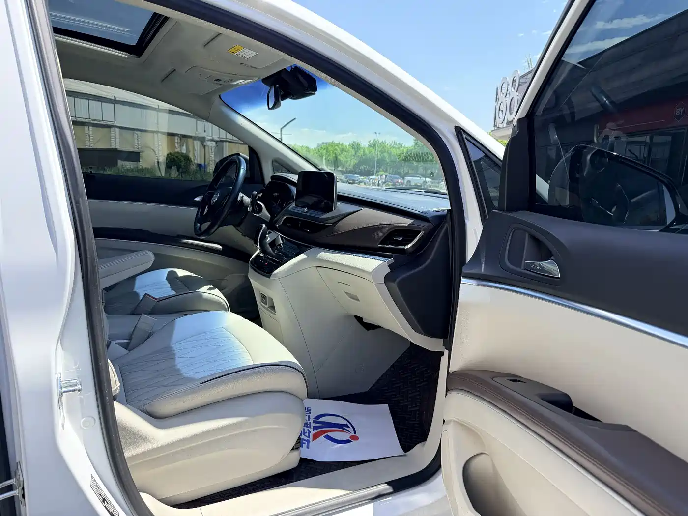 BUICK GL8