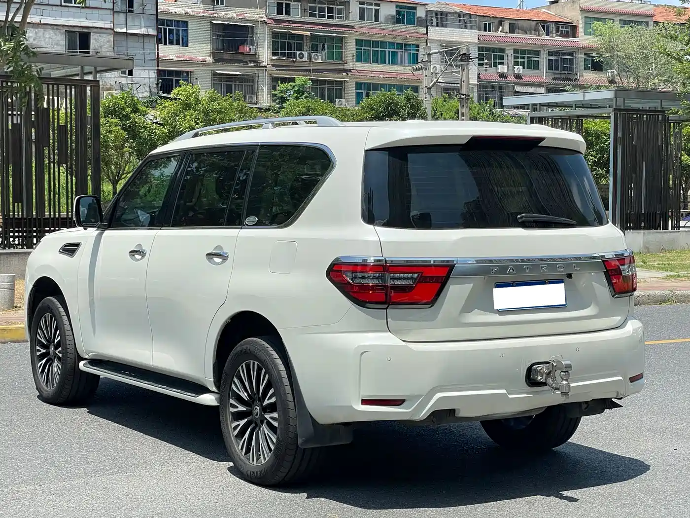 Nissan Patrol 2020 2018 4.0L Flagship