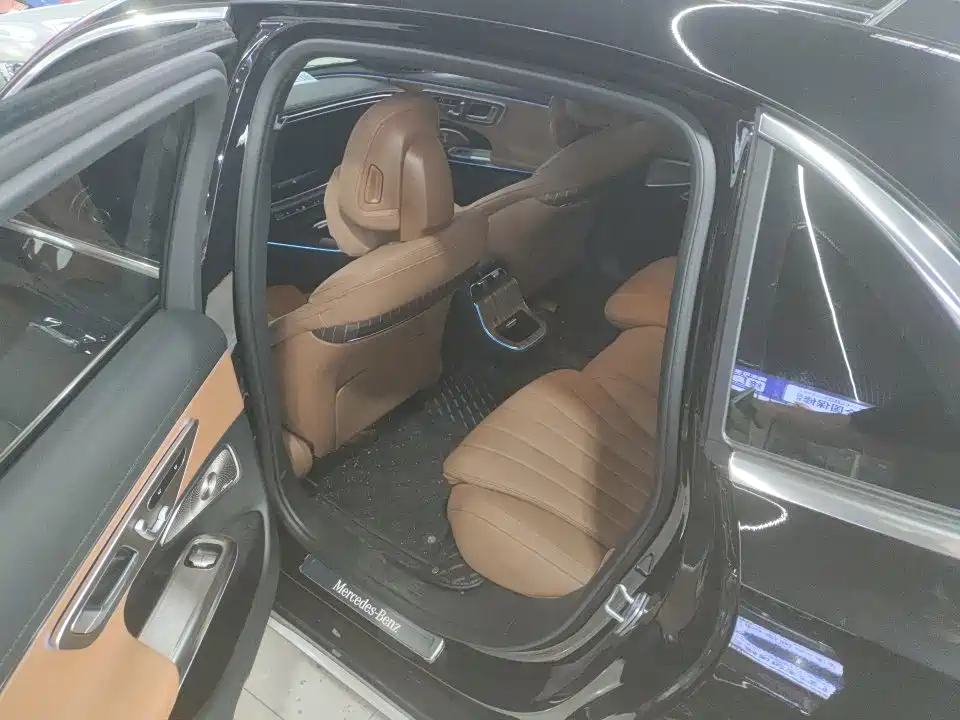 Mercedes-Benz E-Class 2026 2026 E 300 L Luxury