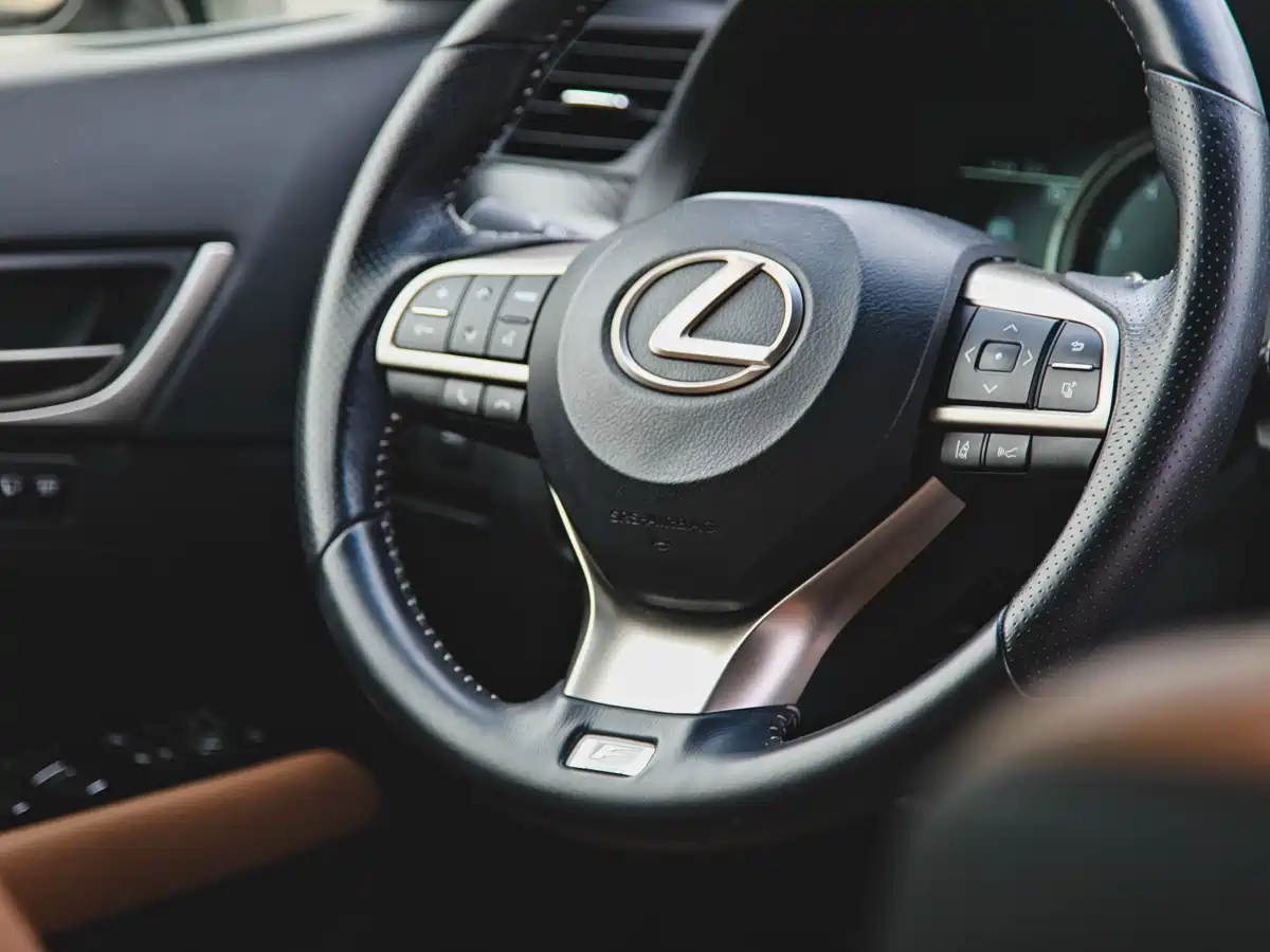 Lexus GS 2016 200t F SPORT фото 7