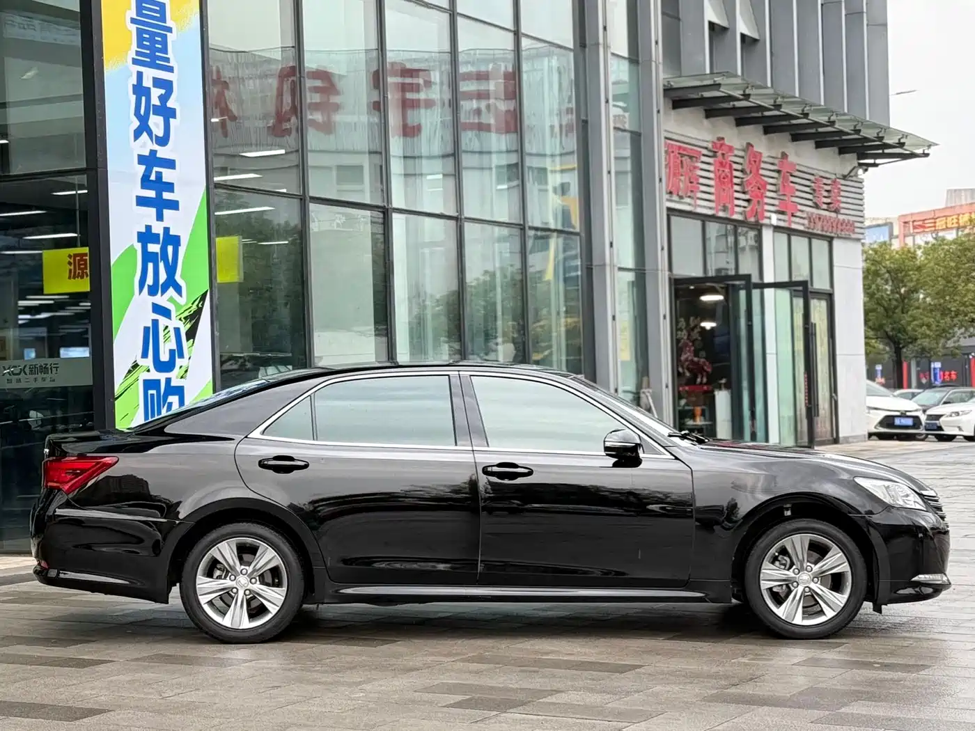 Toyota Crown 2015 2.5L Smart Edition фото 7