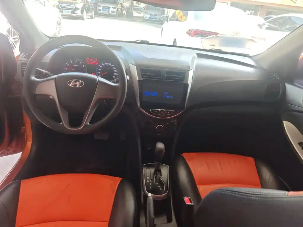 Hyundai Reina 2015 2014 Model 1.4L Automatic GLX