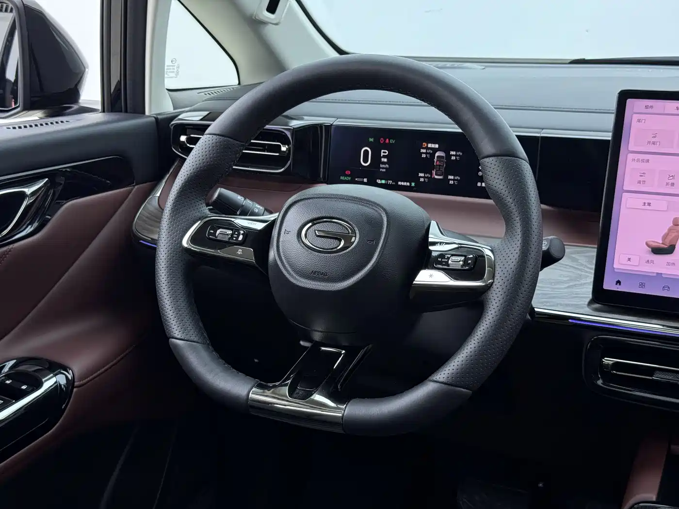 GAC Trumpchi Trumpchi E8 NEV 2024 Model 150km MAX+ фото 7