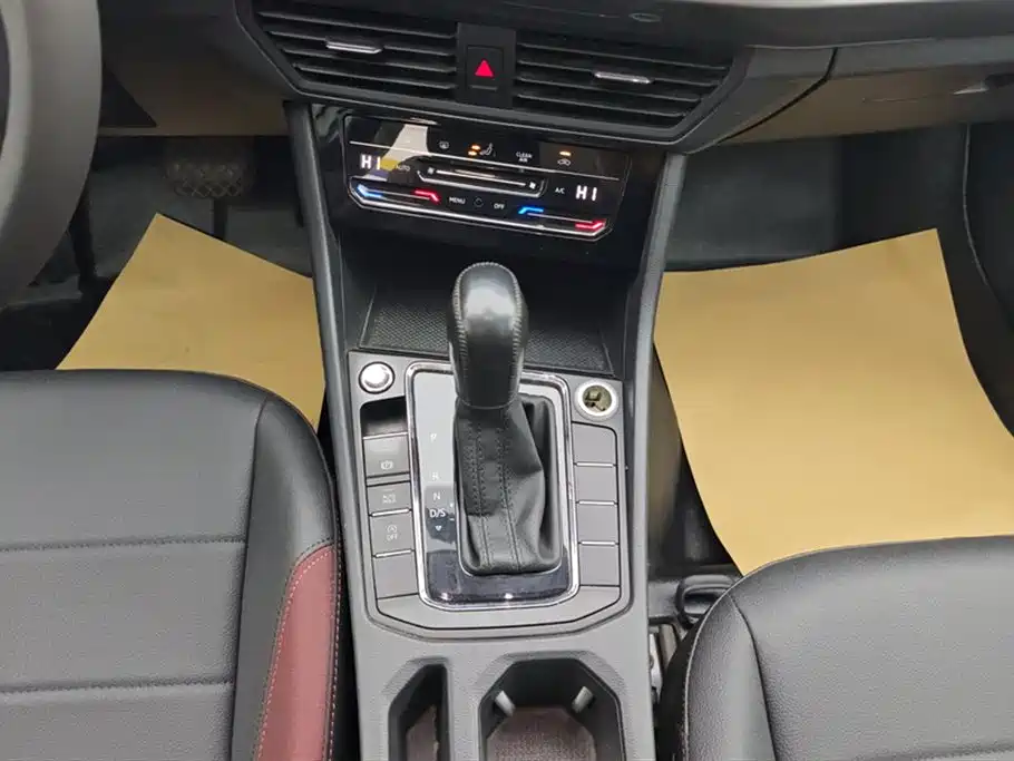 Volkswagen Bora 2021 200TSI DSG Elite Smart Edition фото 16