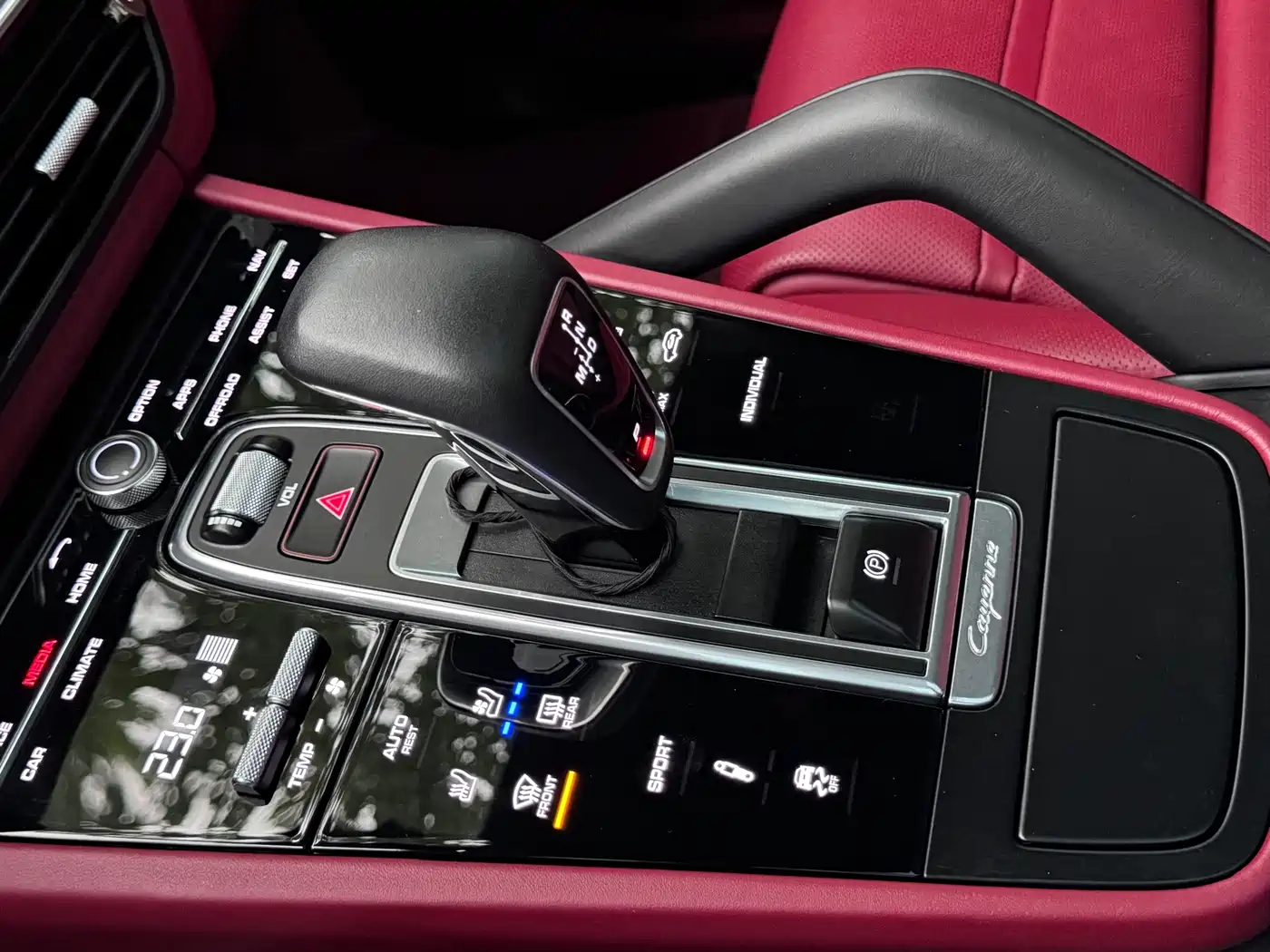 Porsche Cayenne 2019 Cayenne 3.0T фото 14