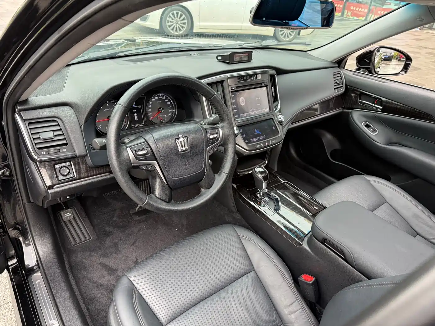 Toyota Crown 2015 2.5L Smart Edition фото 9