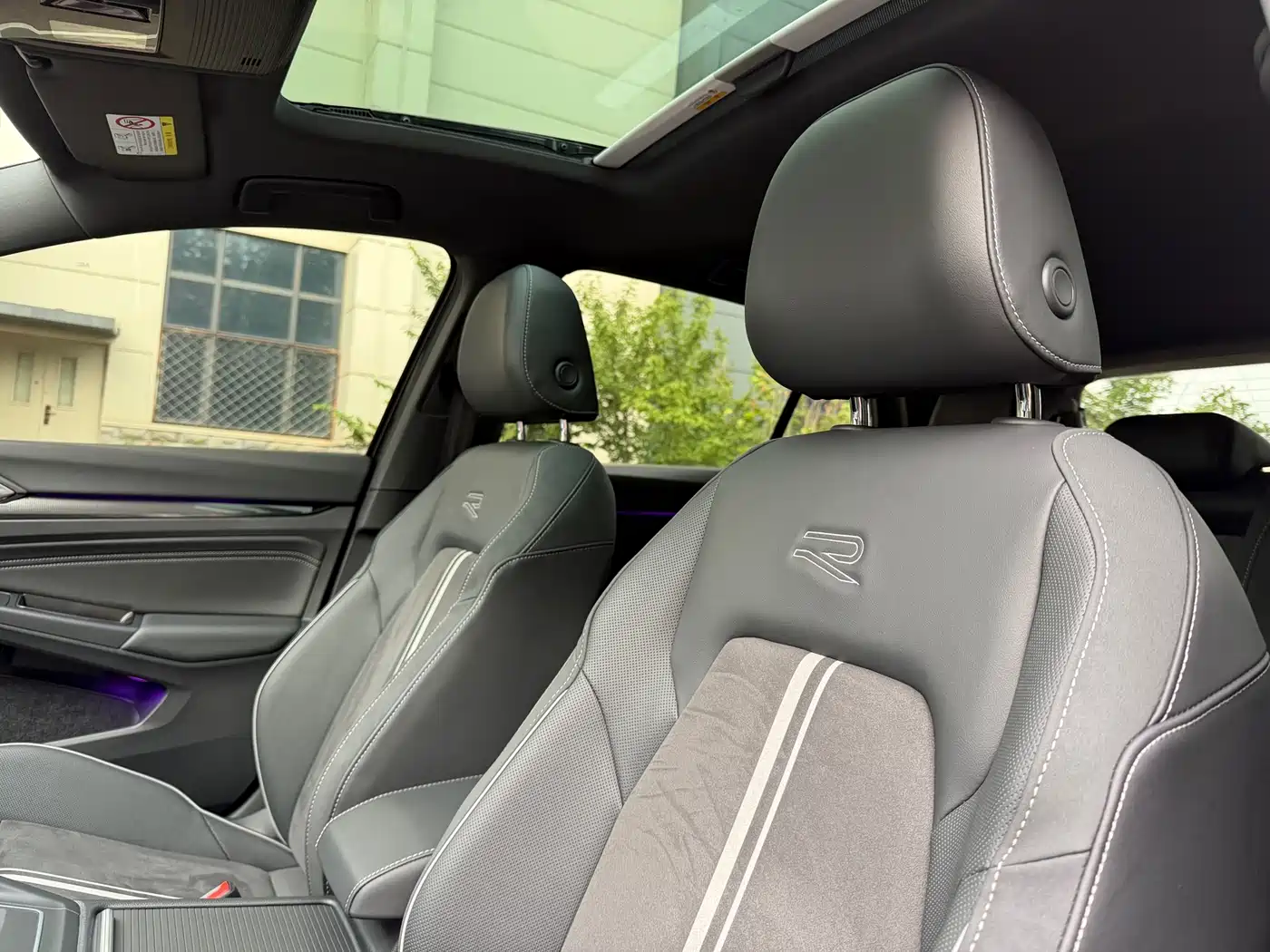 Volkswagen Golf 2023 280TSI DSG R-Line Lite фото 6