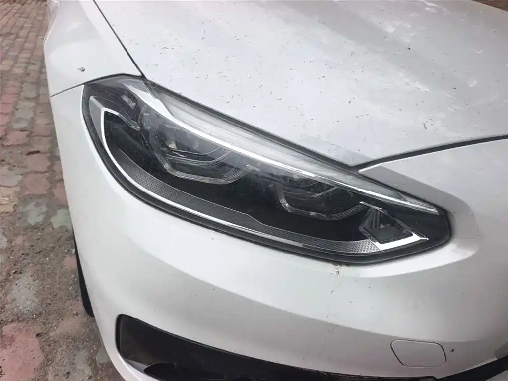 BMW 1 Series 2018 Facelift 118i Sport фото 13