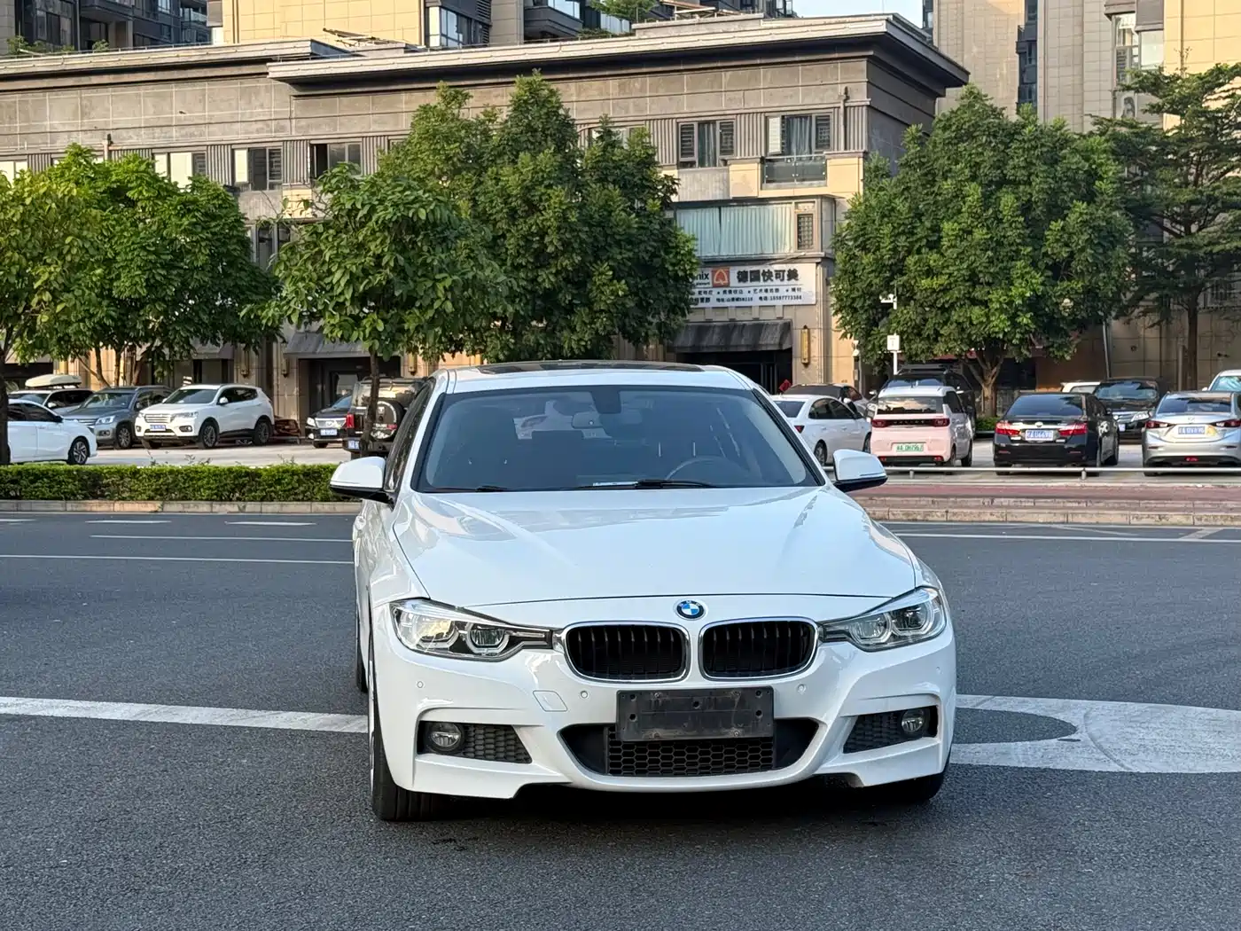 BMW 3 Series 2018 320Li Leading M Sport Package фото 2