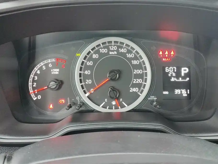 Toyota Levin 2021 TNGA 1.5L CVT Progressive Edition фото 14