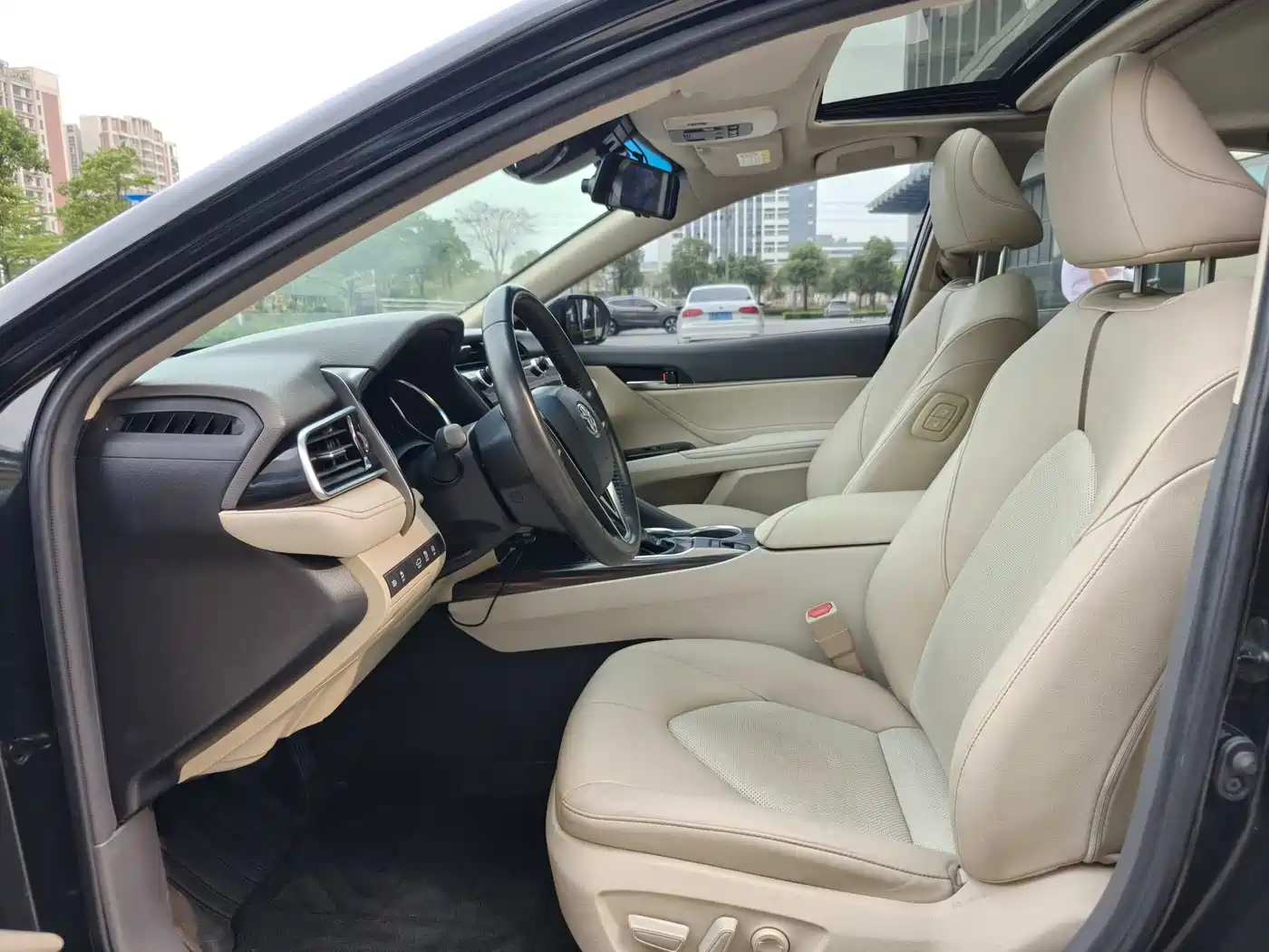 Toyota Camry 2019 Facelift 2.0G Luxury Edition фото 10