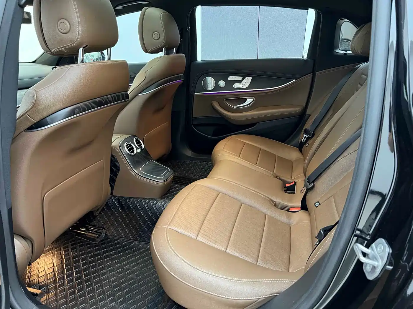 Mercedes-Benz E-Class 2021 Facelift E 300 L Sport Luxury фото 6