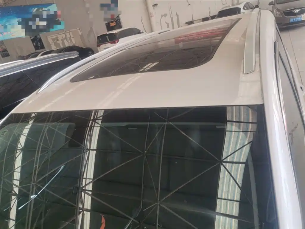 SAIC Maxus Maxus G50 2023 PLUS 1.5T Automatic Escort Edition фото 27