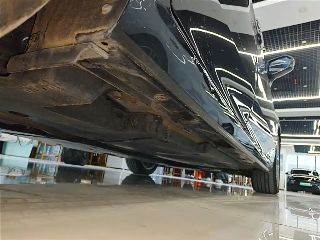 Toyota Avalon 2021 2.5L Luxury Edition фото 20