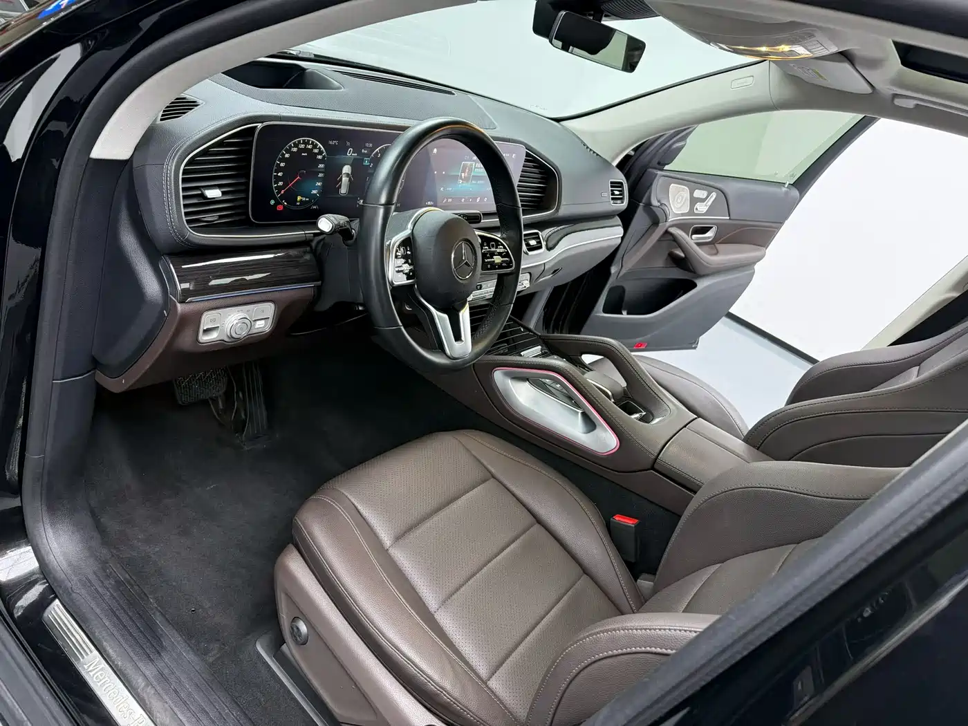Mercedes-Benz GLE 2022 Facelift GLE 350 4MATIC Fashion фото 7
