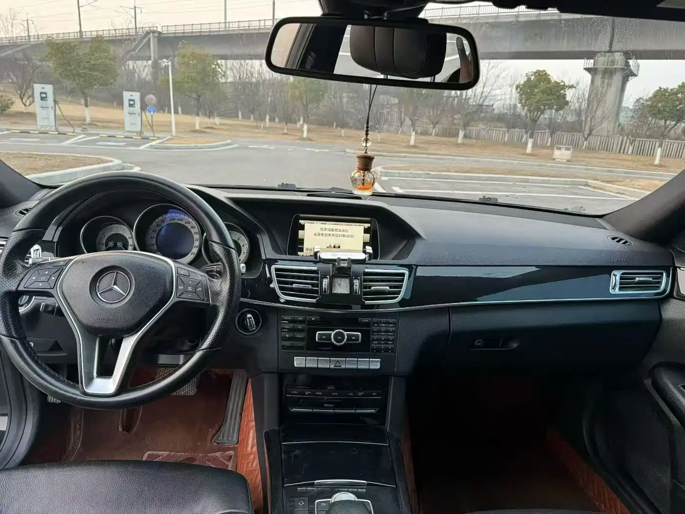 Mercedes-Benz E-Class 2014 Facelift E 300 L Sport фото 9