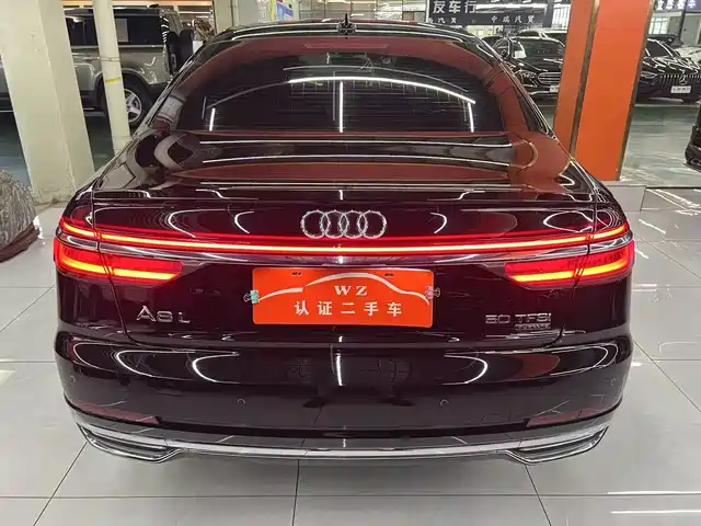 Audi A8 2021 A8L 50 TFSI quattro Comfort — фото 5