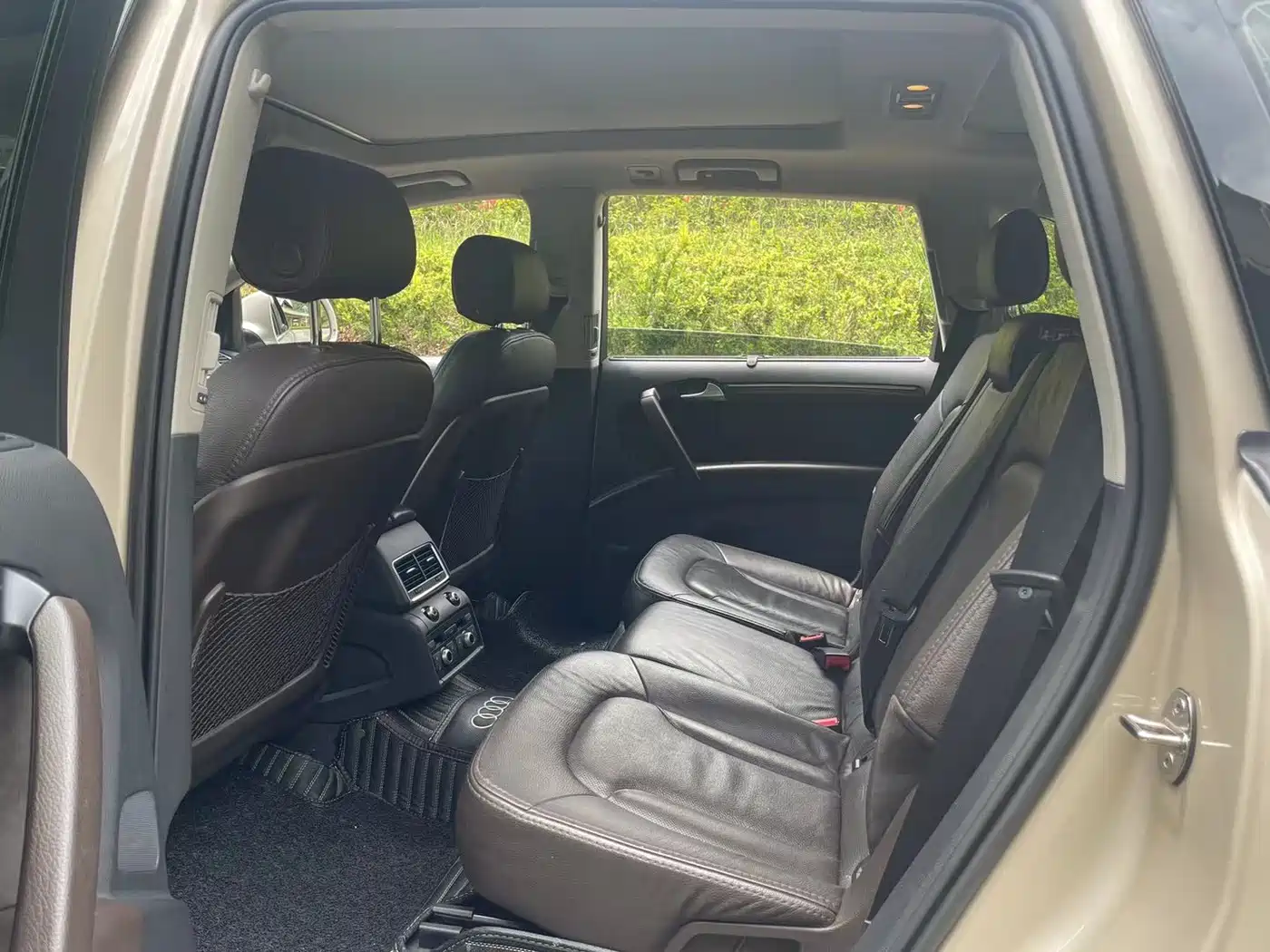 Фото 4 - Audi Q7