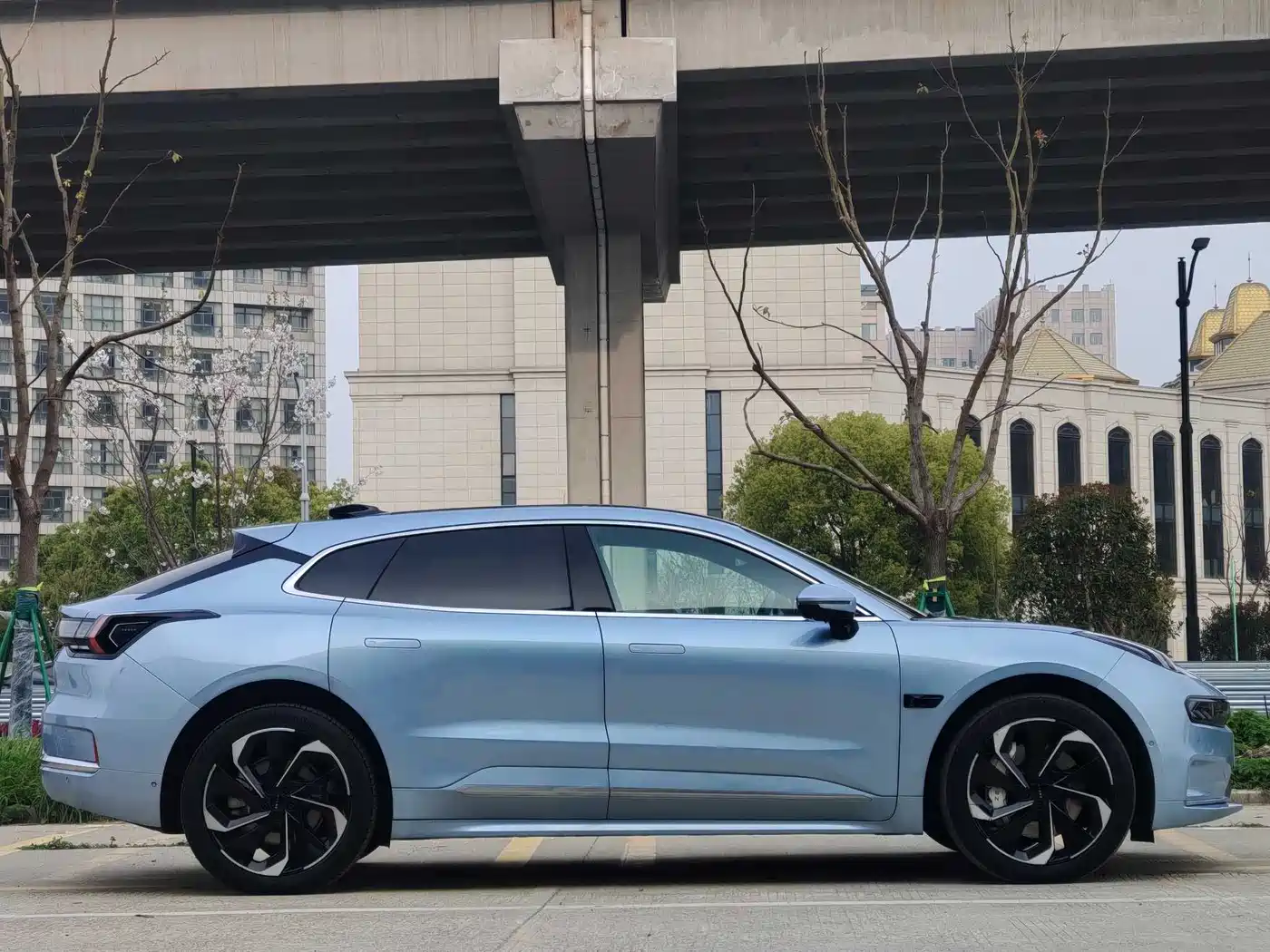 ZEEKR EXTREME KRYPTON 001